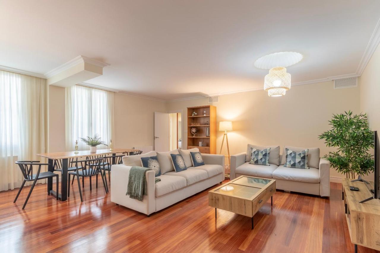 Akomodat En Apartamento En El Centro De Bilbao Con Parking מראה חיצוני תמונה