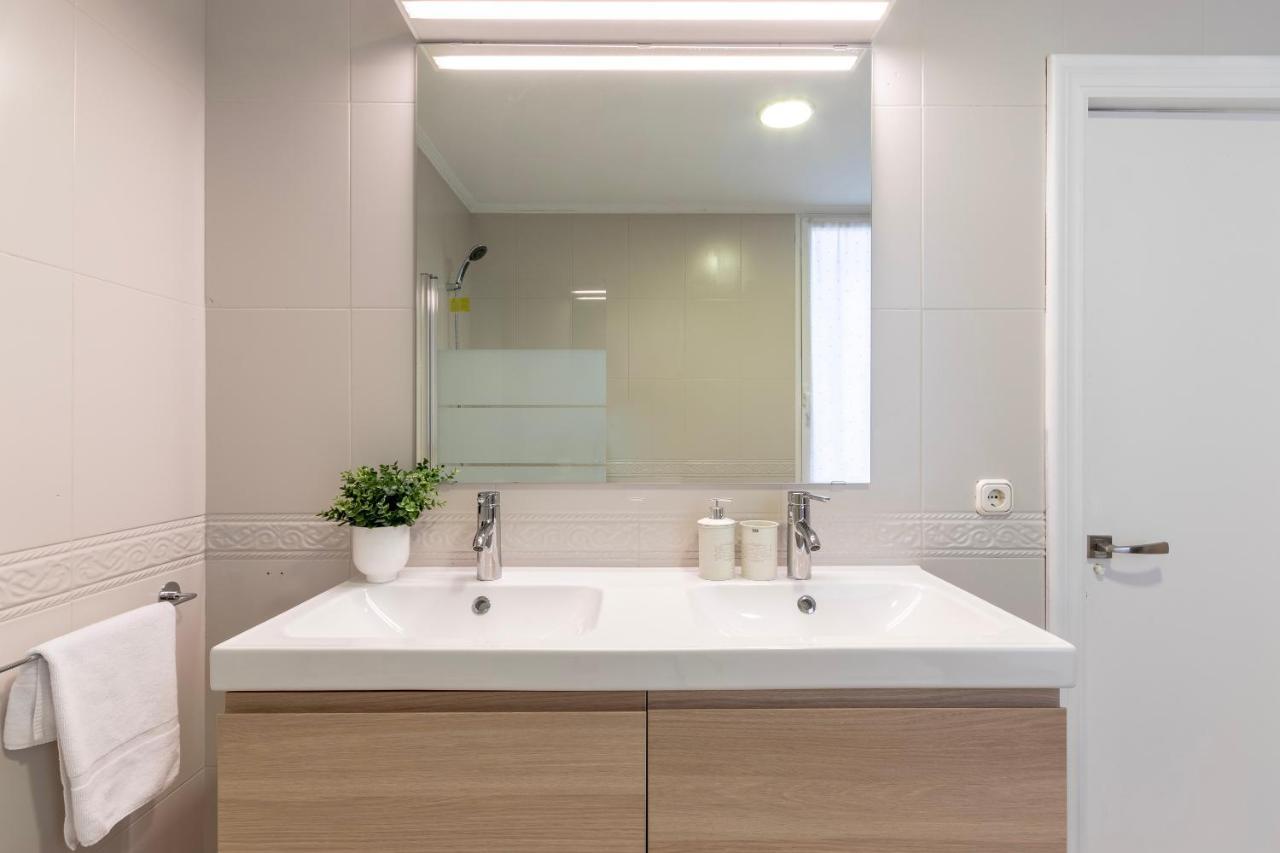 Akomodat En Apartamento En El Centro De Bilbao Con Parking מראה חיצוני תמונה