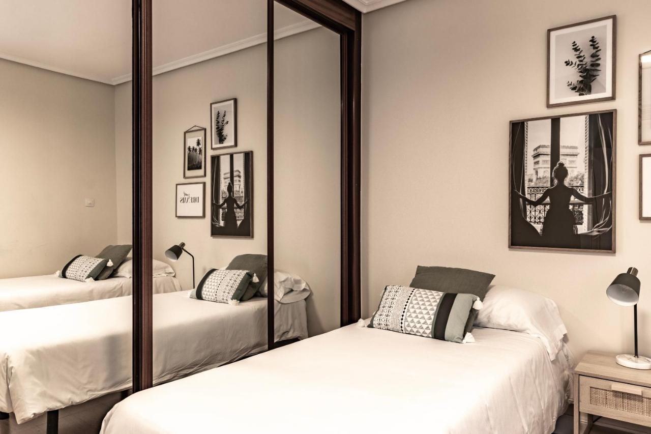 Akomodat En Apartamento En El Centro De Bilbao Con Parking מראה חיצוני תמונה