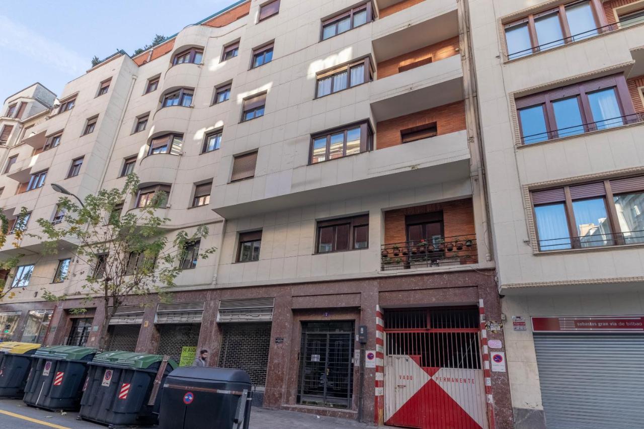 Akomodat En Apartamento En El Centro De Bilbao Con Parking מראה חיצוני תמונה